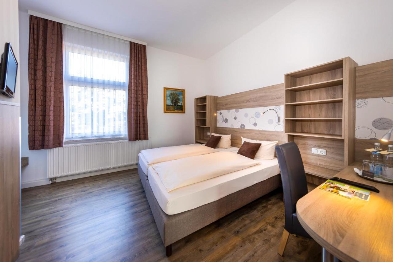 Landhaus Knoetel Ludwigslust Bagian luar foto