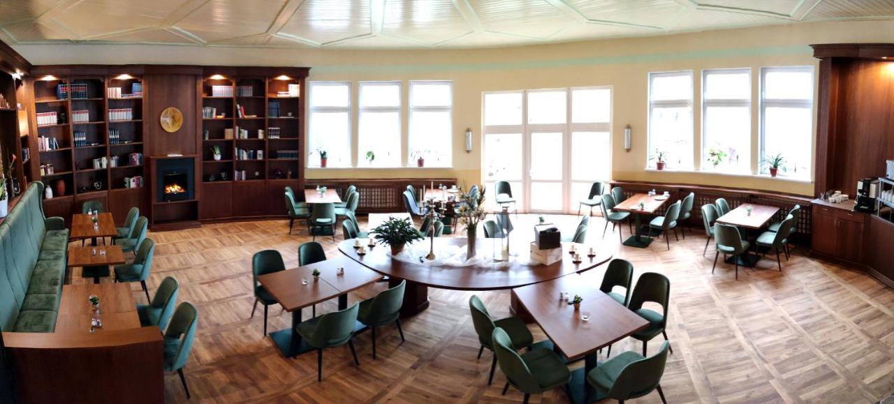 Landhaus Knoetel Ludwigslust Bagian luar foto